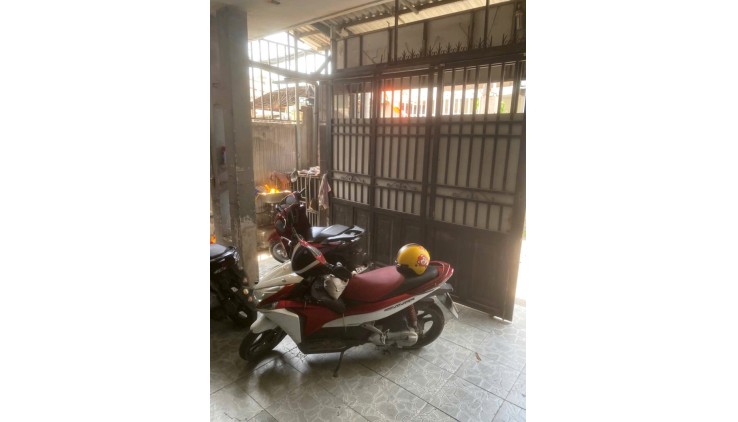 Bán Gấp Nhà Mặt Tiền KD 140m2_6*24 Gần Vincom Lê Văn Việt Tăng Nhơn Phú B Quận 9 Chỉ 9.7 tỷ Giá Tốt